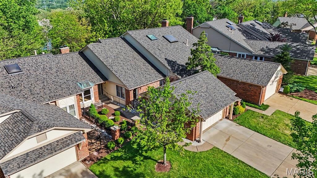 Property Photo:  14015 Baywood Villages Drive  MO 63017 