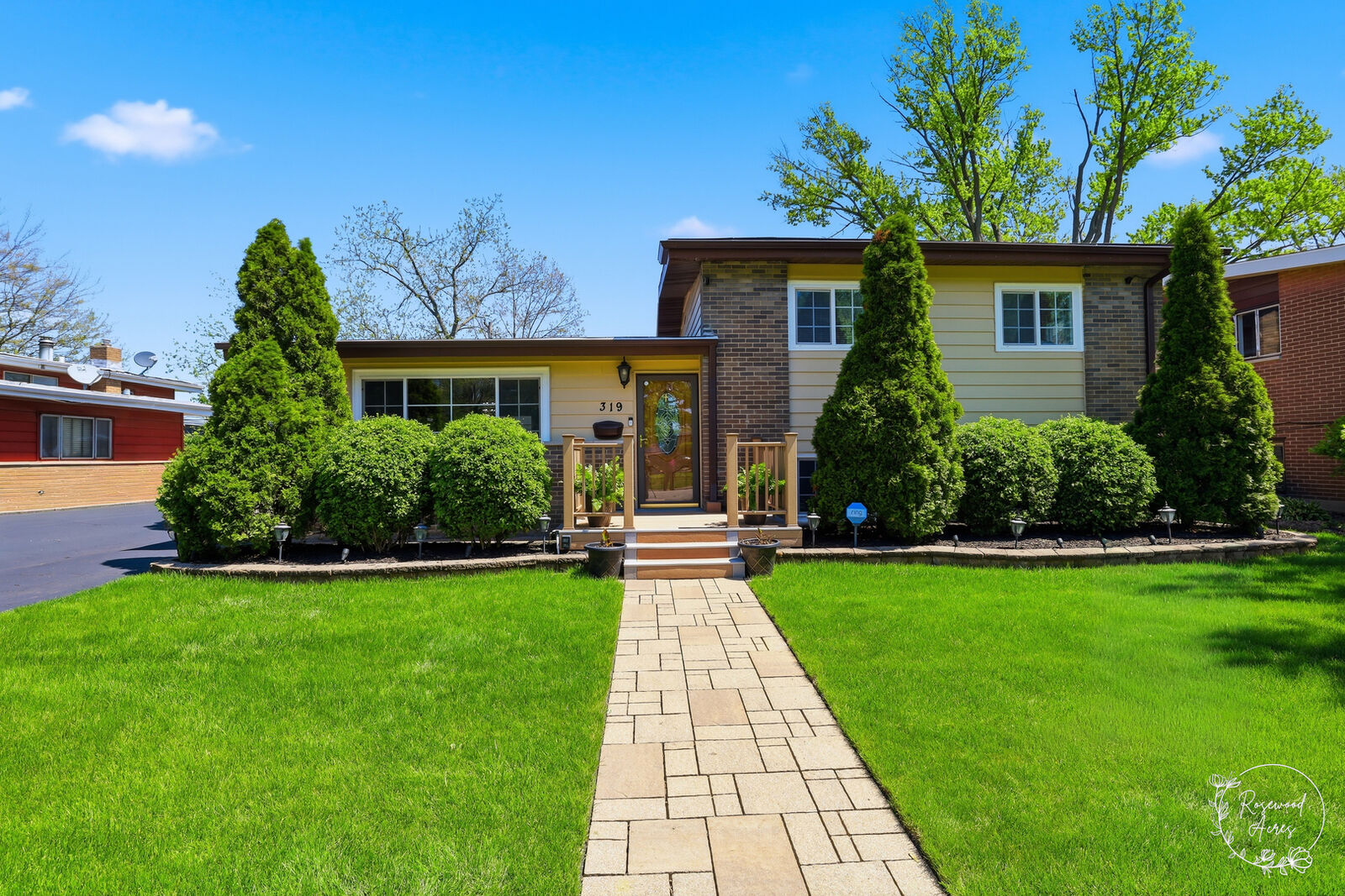 Property Photo:  319 N Bradley Drive  IL 60411 