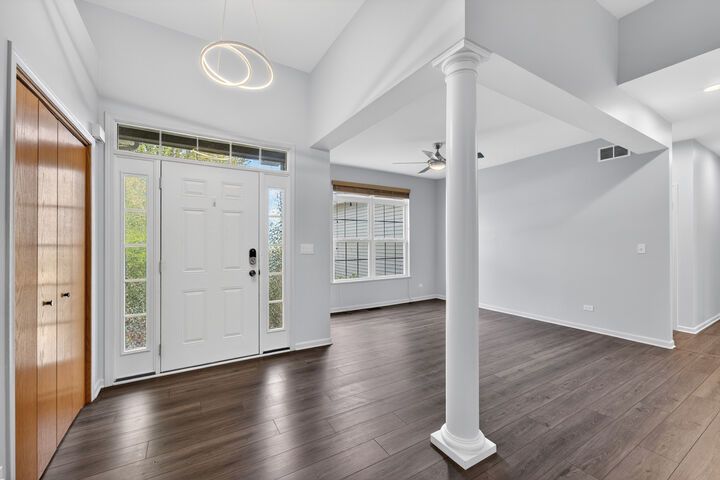 Property Photo:  3624 Creekside Court  IL 60096 