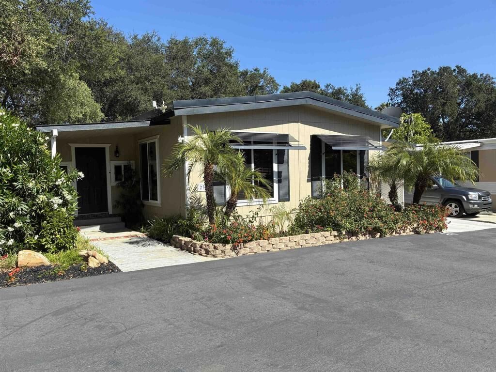 Property Photo:  4747 Oak Crest Road Spc 23  CA 92028 