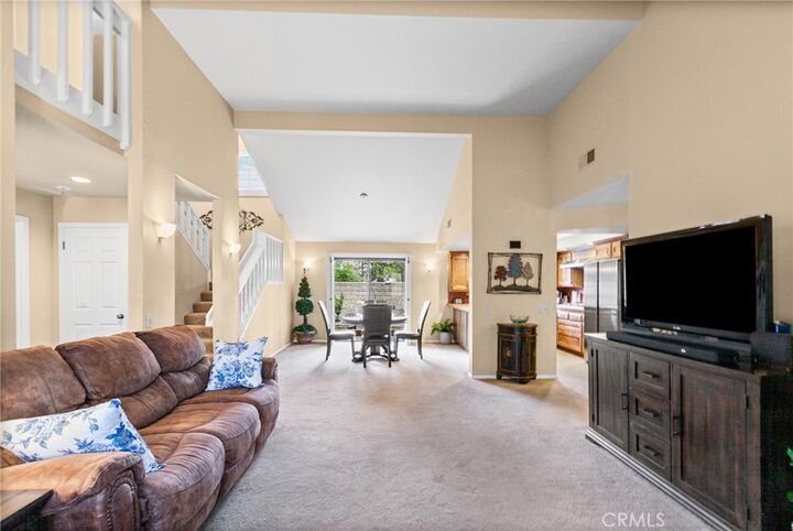 Property Photo:  1490 Decanso Street 6  CA 93405 