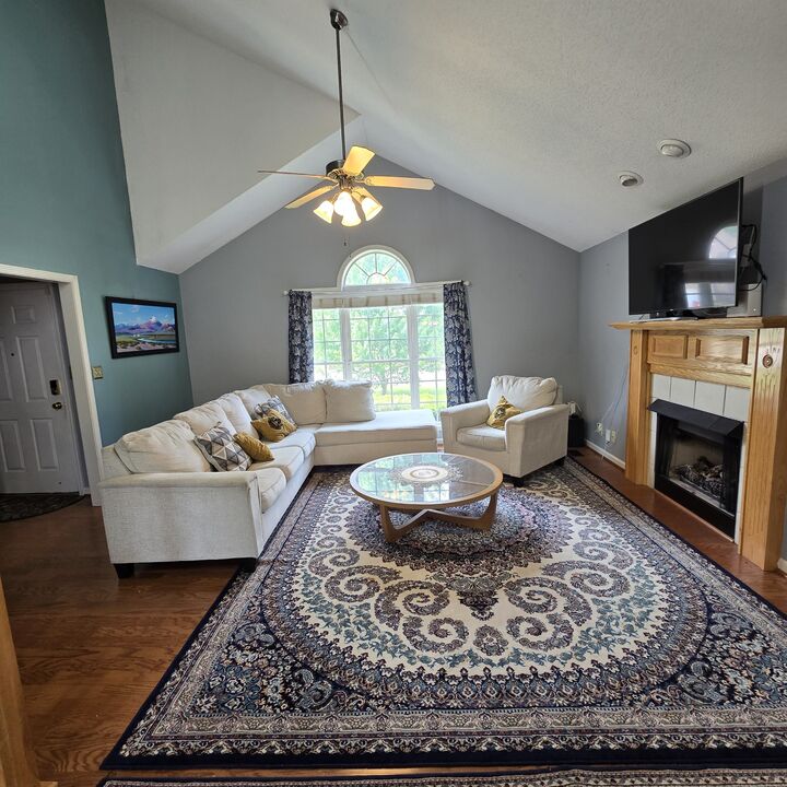 Property Photo: 1327 Bluebonnet Dr TN 37042