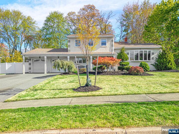 Property Photo:  19 Harwood Place  NJ 07470 