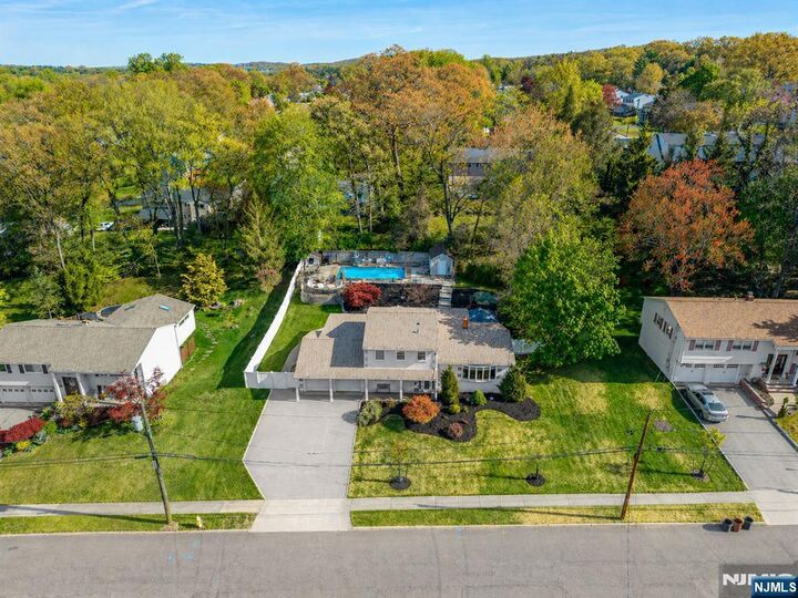 Property Photo:  19 Harwood Place  NJ 07470 
