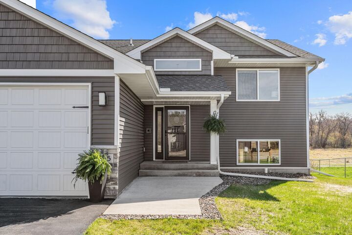 Property Photo:  375 29th Avenue SE  MN 56304 