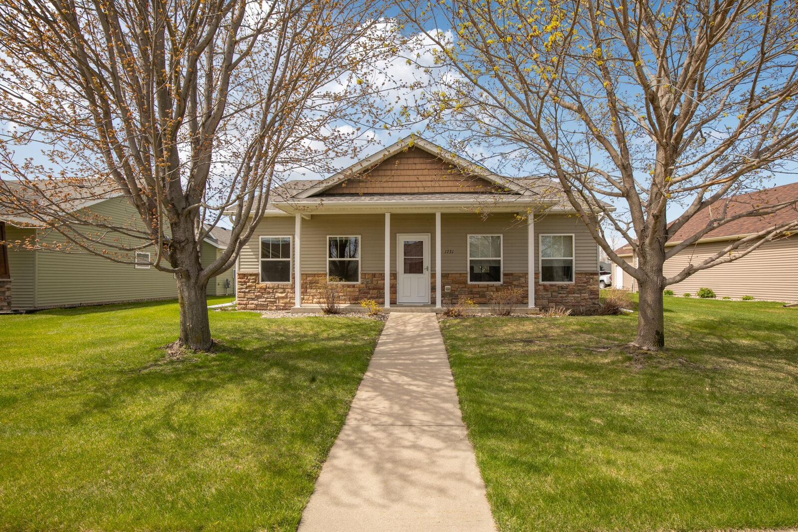Property Photo: 1731 Knottingham Drive MN 56377