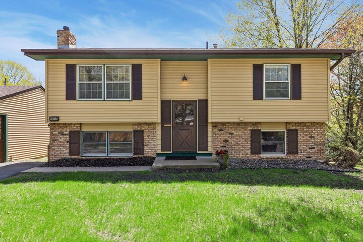 Property Photo:  18815 South Lane  MN 55345 