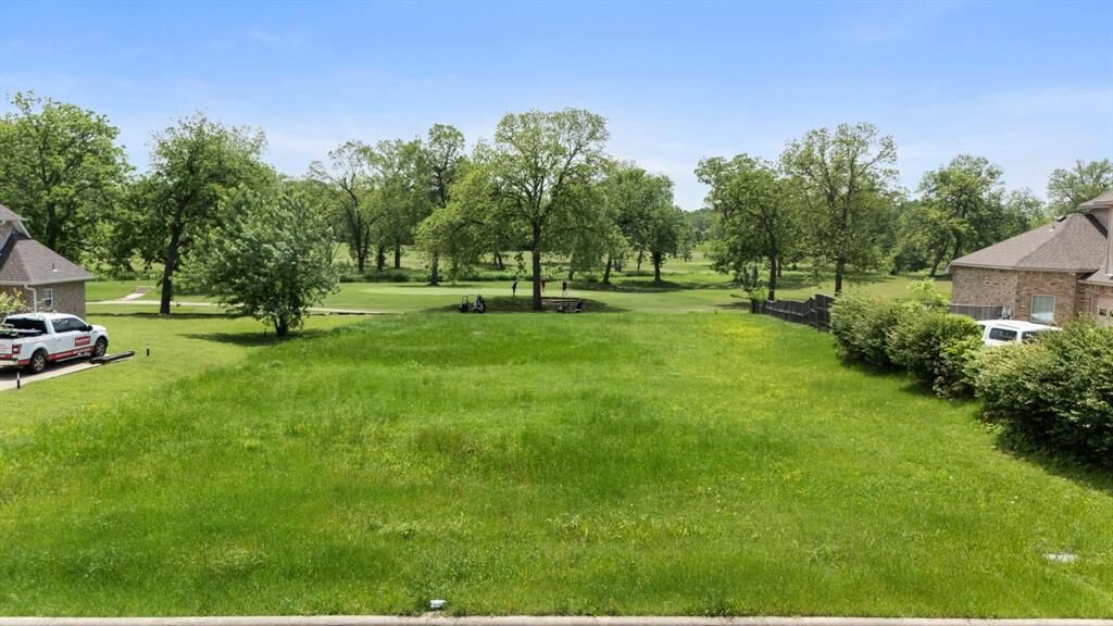 Property Photo:  1204 Pioneer Trail  TX 75418 