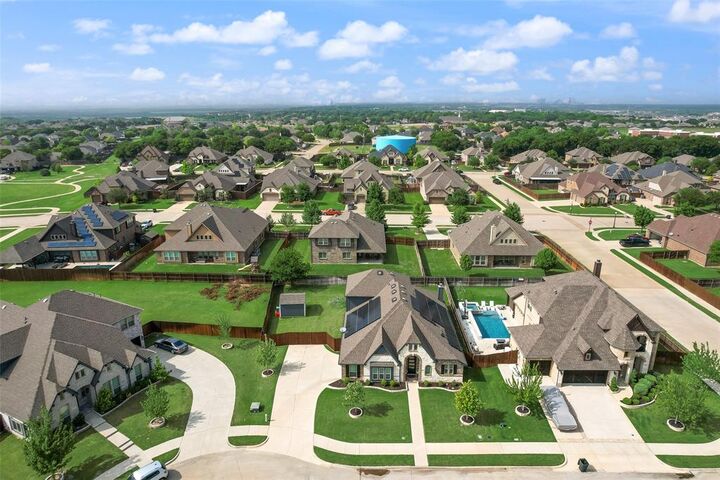 Photo de la propriété:  605 Dusty Glen Trail  TX 76065 