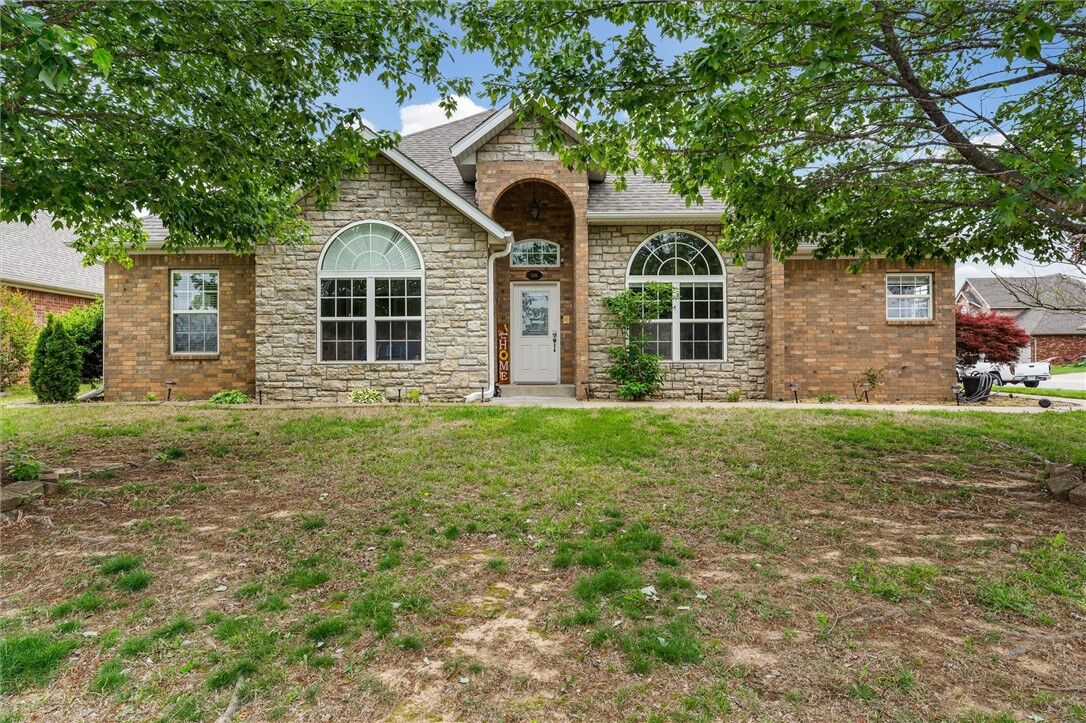Property Photo:  306 Camelot Drive  AR 72756 