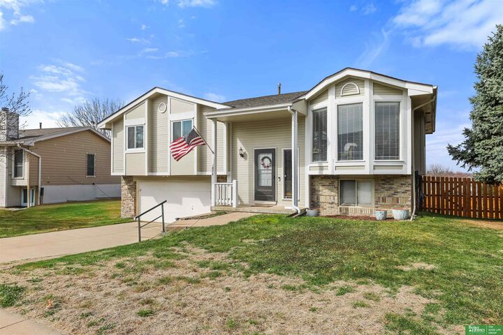 Property Photo:  1874 N 153rd Plaza  NE 68154 