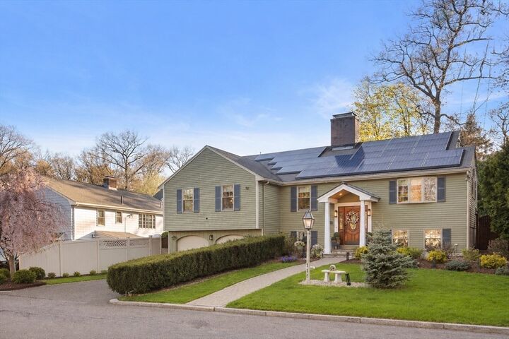 Property Photo:  115 Ellis Farm Ln  MA 02176 