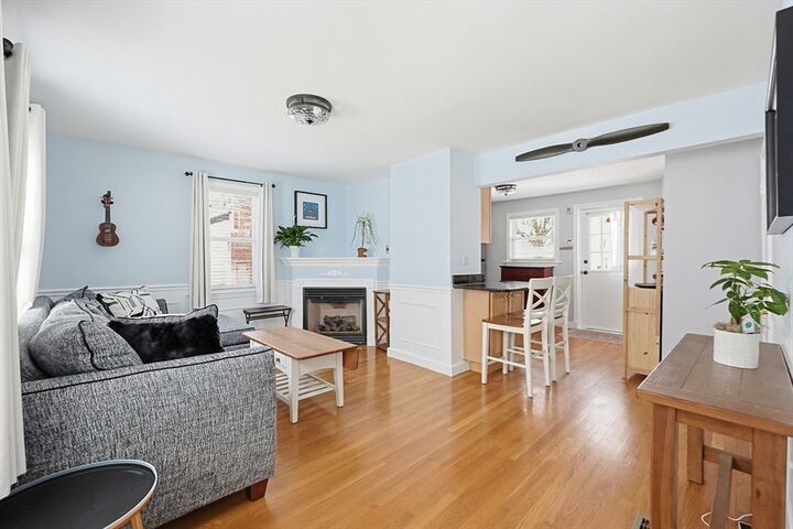 Property Photo:  2 Tremont Place 2  MA 02143 