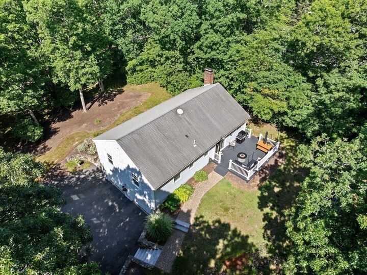Property Photo:  15 Surrey Ln  MA 02563 