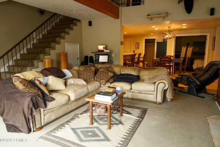Property Photo:  435 Aspen Drive Apt 19  UT 84098 