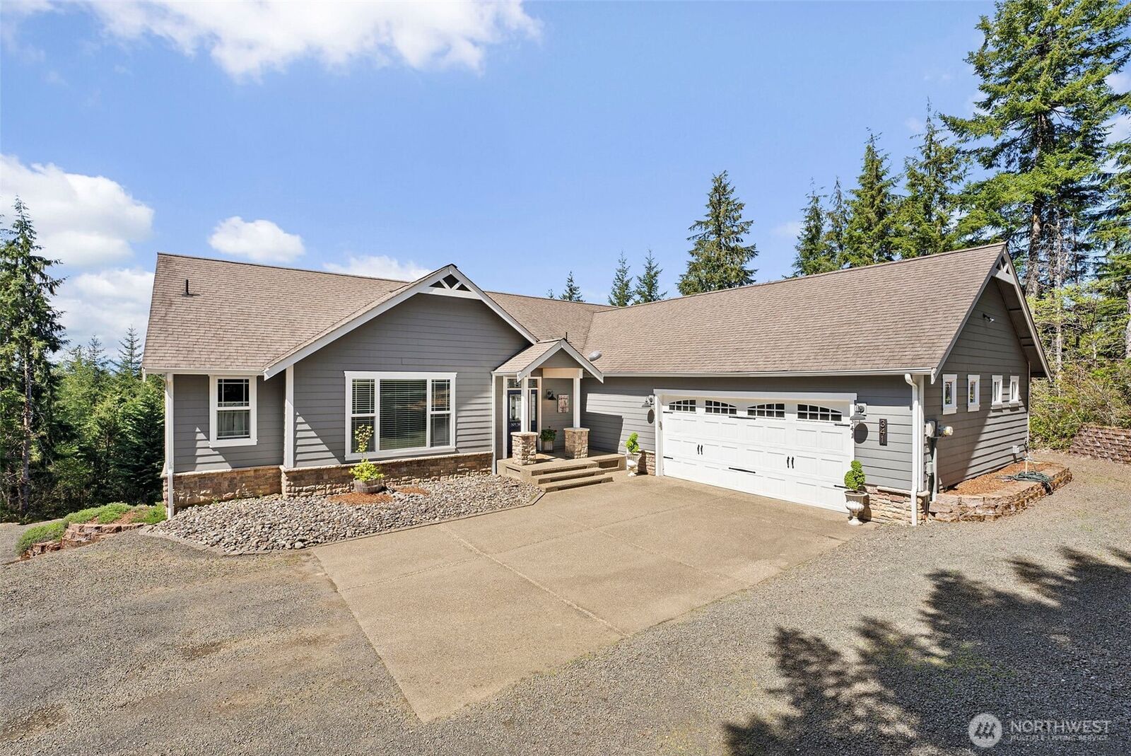 Property Photo:  341 W Reeves Hill Drive  WA 98584 