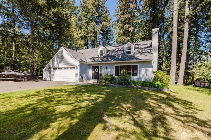 Property Photo: 4482 NW Cascade Street WA 98383