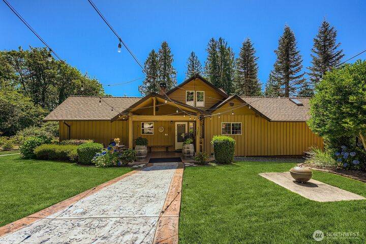Property Photo:  36208 SE 46th Street  WA 98024 