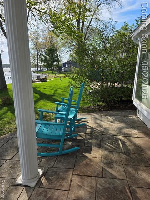 Property Photo:  2920 Indian Trail N  MI 48169 