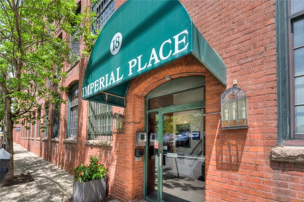 Property Photo:  18 Imperial Place 3A  RI 02903 
