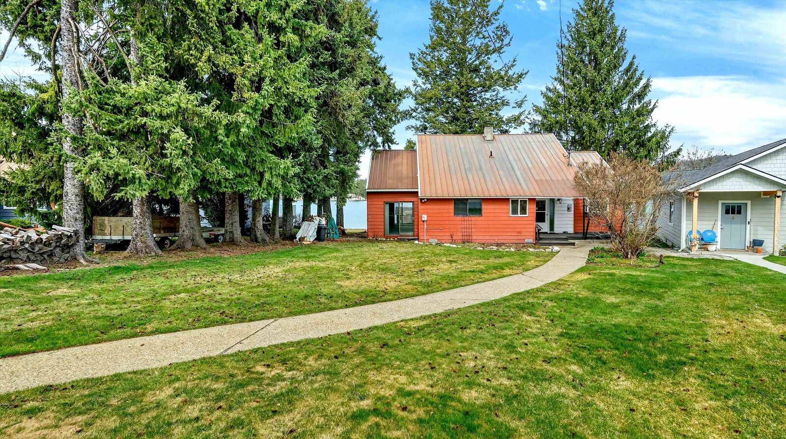 Property Photo:  161 Elu Beach Rd  WA 99156 