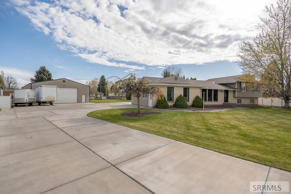 Property Photo:  2830 S Ross Avenue  ID 83406 