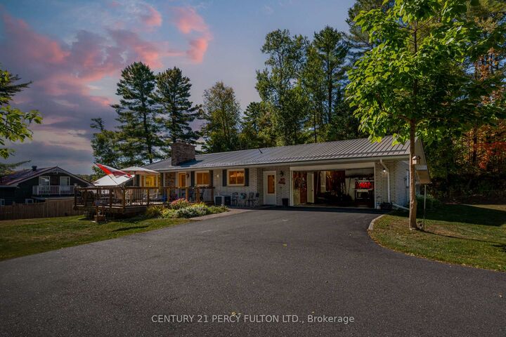 Property Photo:  15166 Highway 118 N/A  ON K0M 1S0 