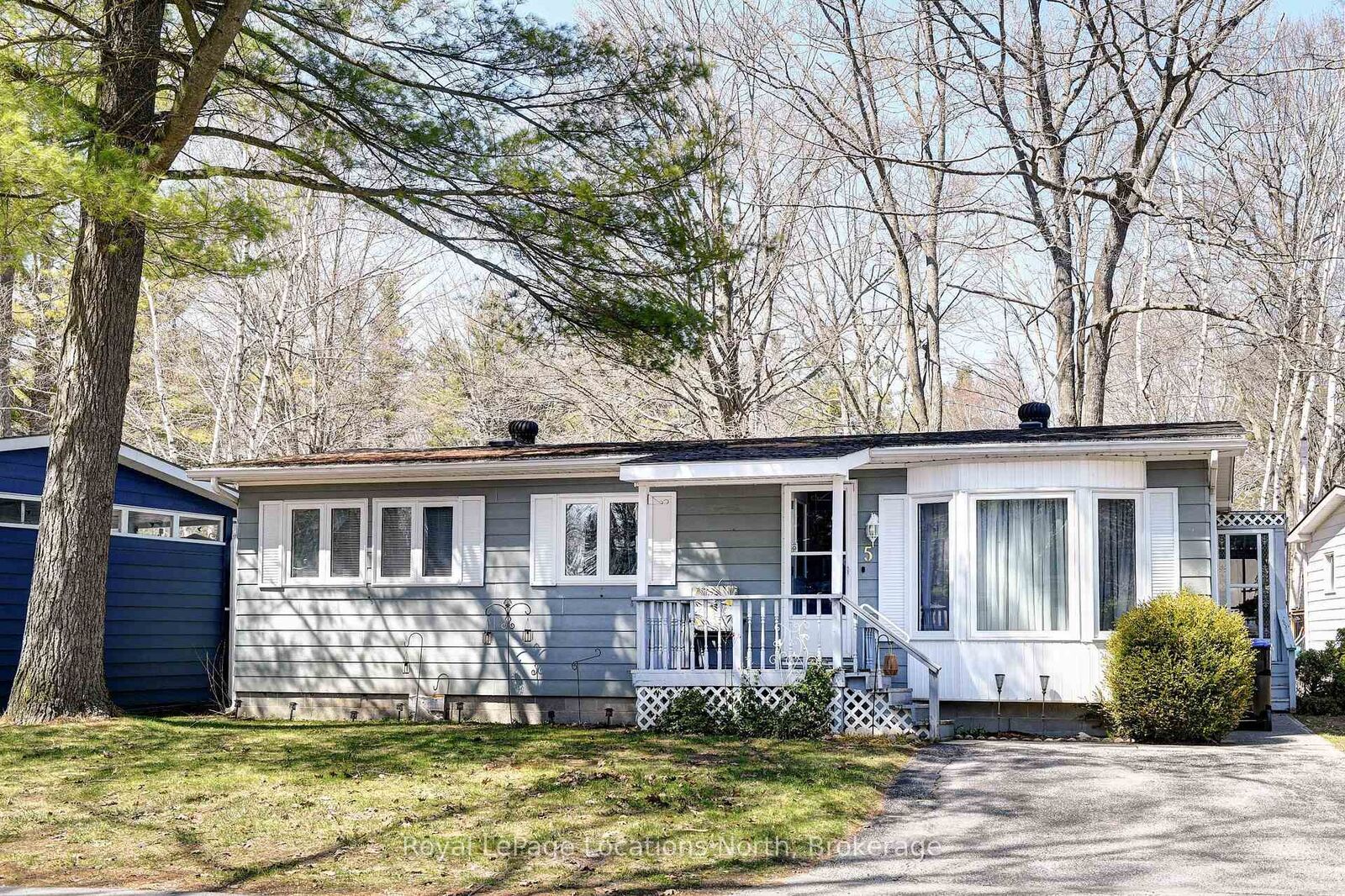 Property Photo: 5 Murray Drive ON L9Z 1K3