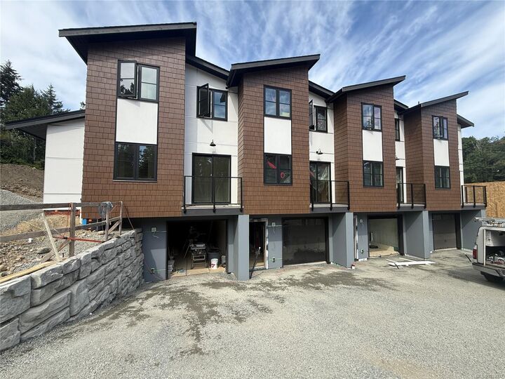 Property Photo: 703 Turner Rd #42 BC V9P 1T7