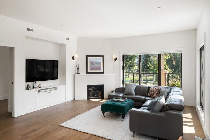 Property Photo: 1335 Bear Mountain Pkwy #416 BC V9B 6T9