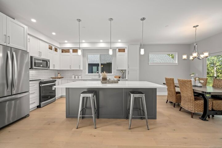 Property Photo: 3236 Klanawa Cres BC V9N 0H4