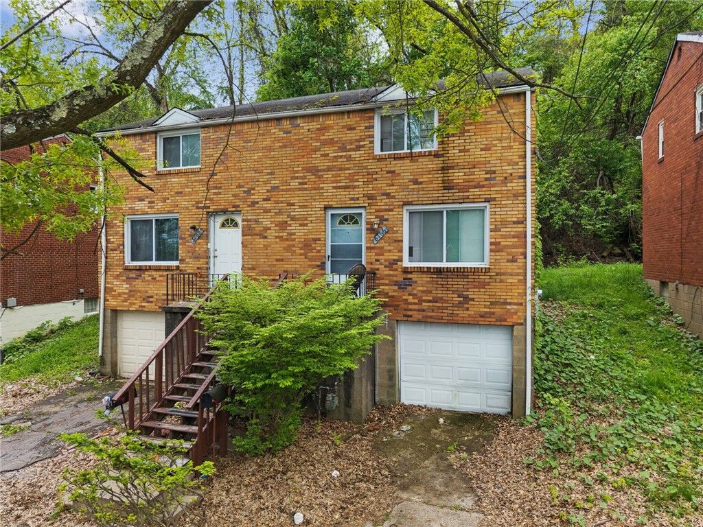 Property Photo:  8166 Chaske St  PA 15147 