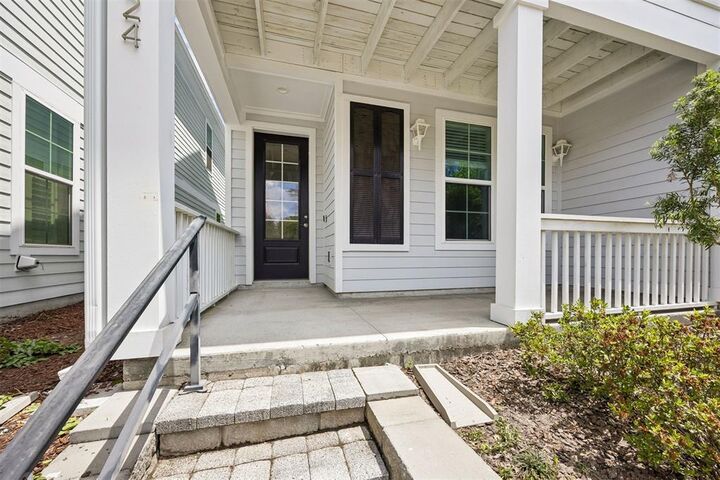 Property Photo:  424 8th  FL 32034 
