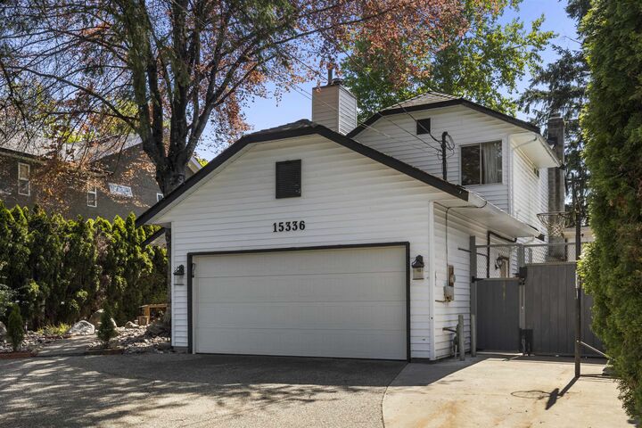 Property Photo: 15336 112 Avenue BC V3R 8Y8