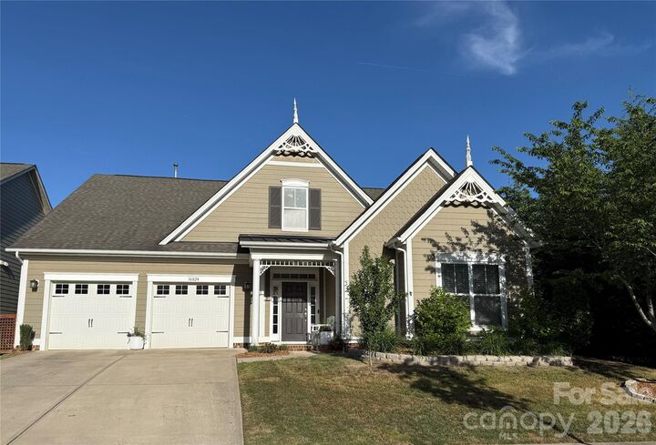 Property Photo:  16024 Oxford Glenn Drive  NC 28078 
