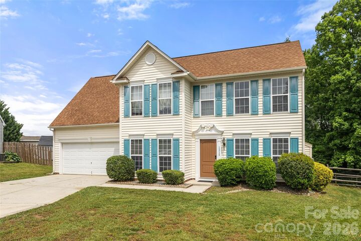 Property Photo:  1315 Red Tallen Court  NC 28214 