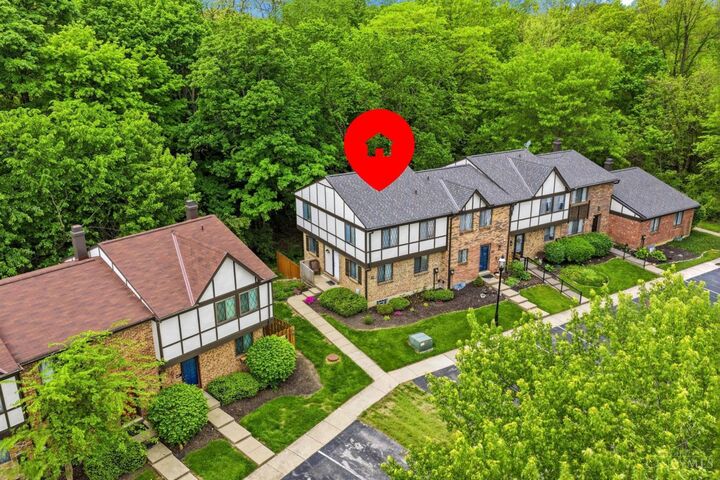 Property Photo: 449 Dartmouth Circle OH 45244