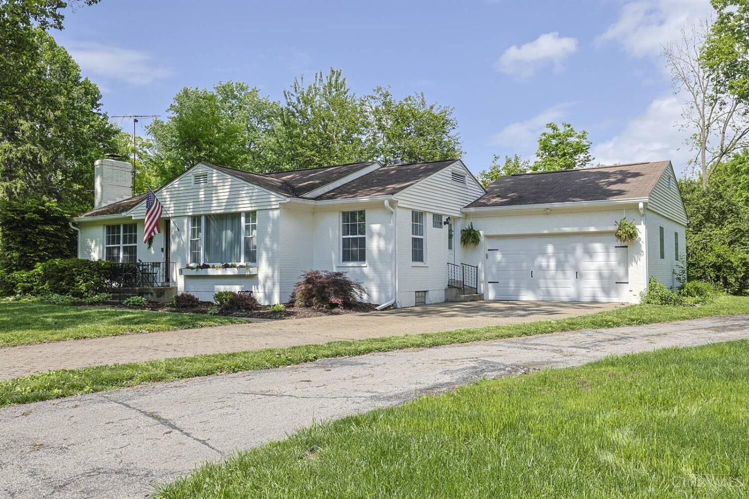 Property Photo:  1530 Maple Avenue  OH 45215 