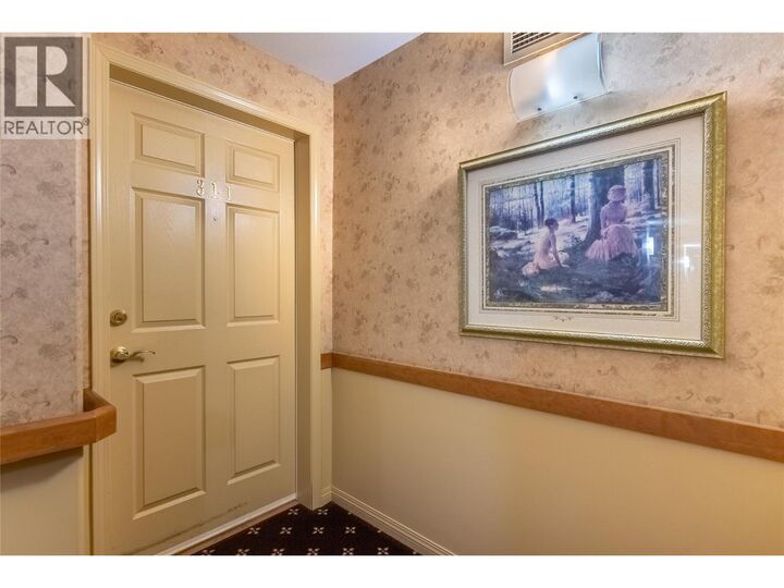 Property Photo: 120 Vernon Avenue 311 BC V2B 1L6