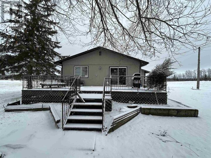Photo de la propriété:  851-855 Hwy 11  ON P0W 1K0 