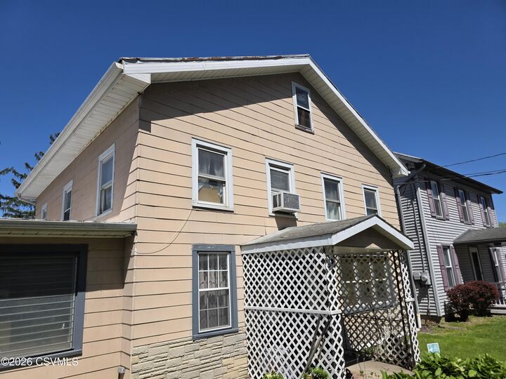 Property Photo:  47 Strawberry Ridge Road  PA 17821 