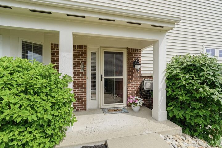 Property Photo:  1292 Ironwood Drive  OH 45036 