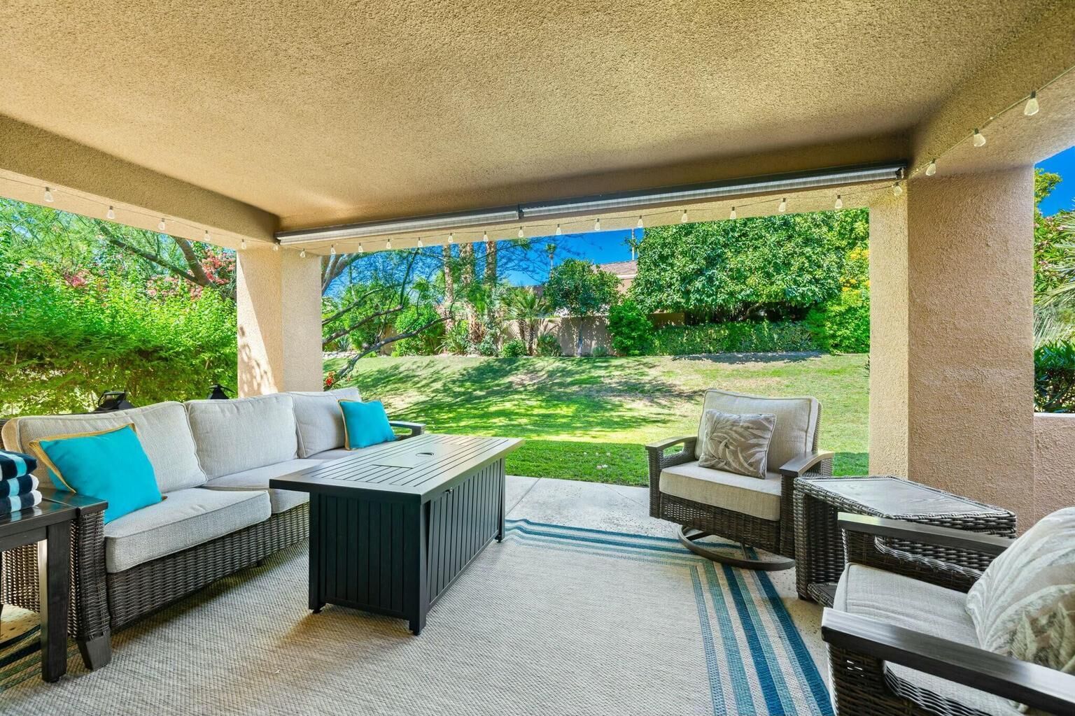 Property Photo:  73280 Rosewood Court  CA 92260 