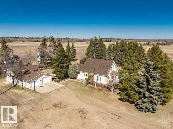 27110 Twp Rd 513 — photo 1