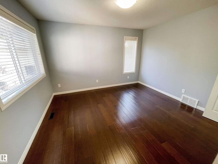 Property Photo: 5806 118 Avenue NW AB T5W 1E4
