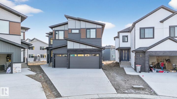 Property Photo:  6020 19 Street NE  AB T4X 3C4 