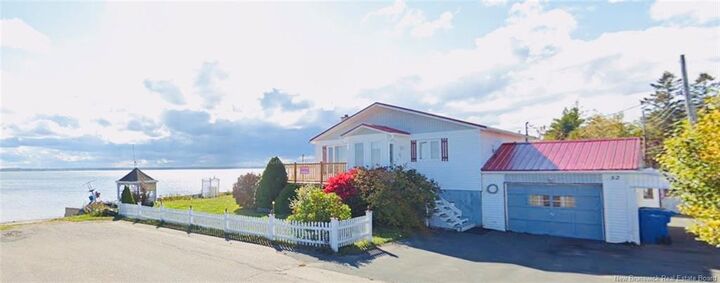 52 Blanchard Street — photo 1