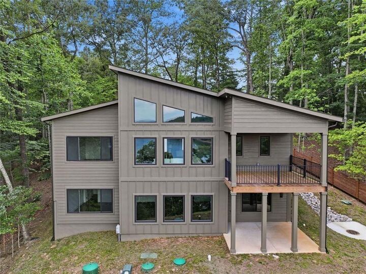 Property Photo:  11 Falcon Drive  GA 30512 