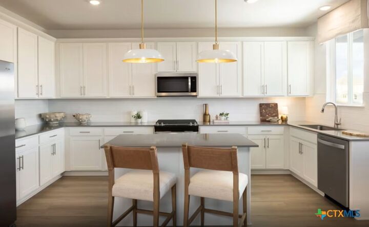 Property Photo:  1323 Sky Ridge Court  TX 76513 