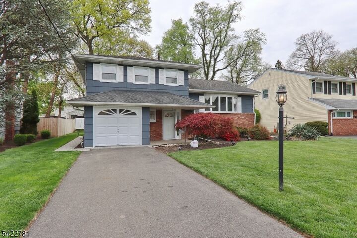 Property Photo:  2260 Sunrise Ct  NJ 07076 
